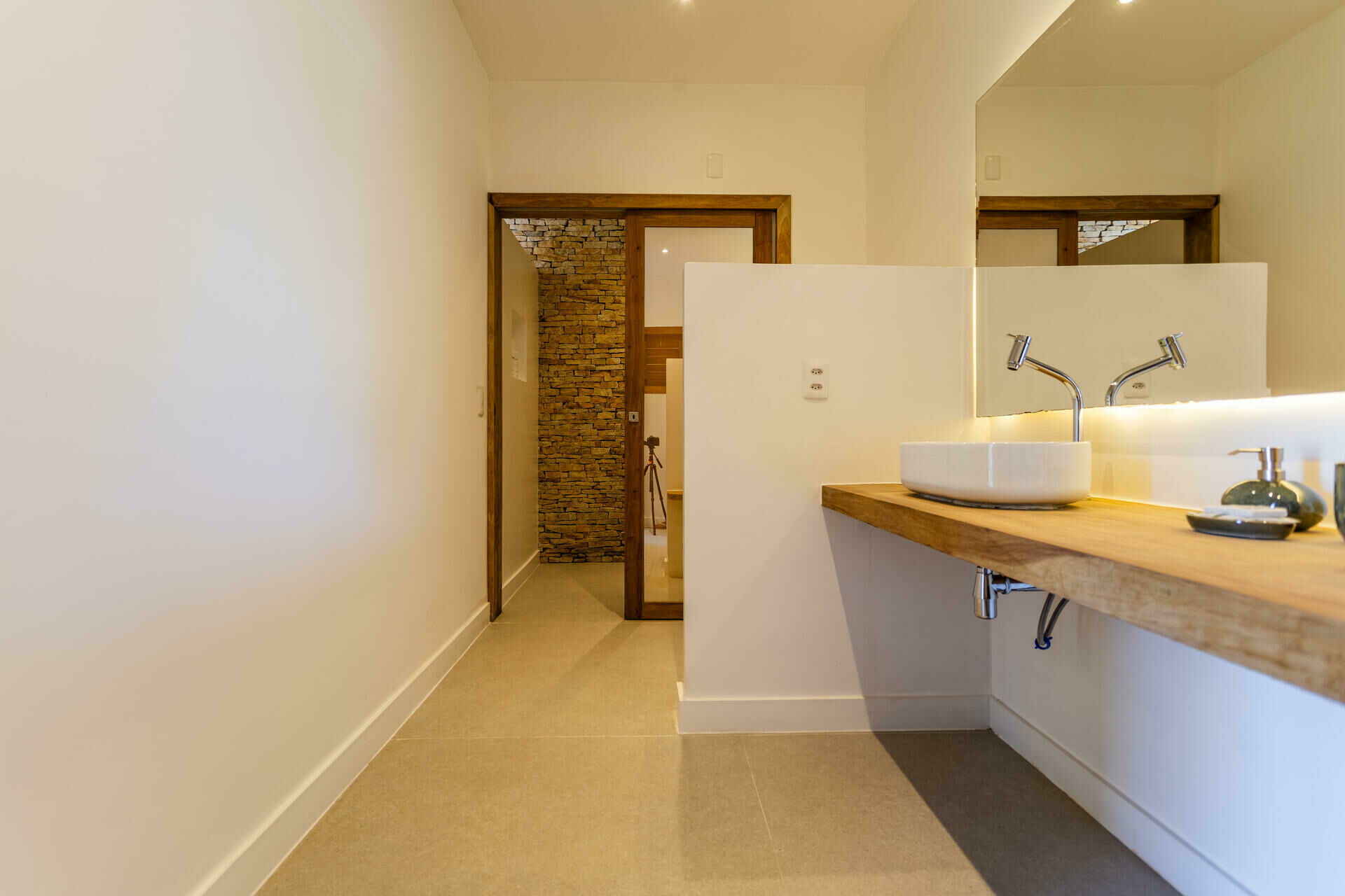 Villa Florens   Quarto Térreo 02 -  Foto Thiago Faquineli-11